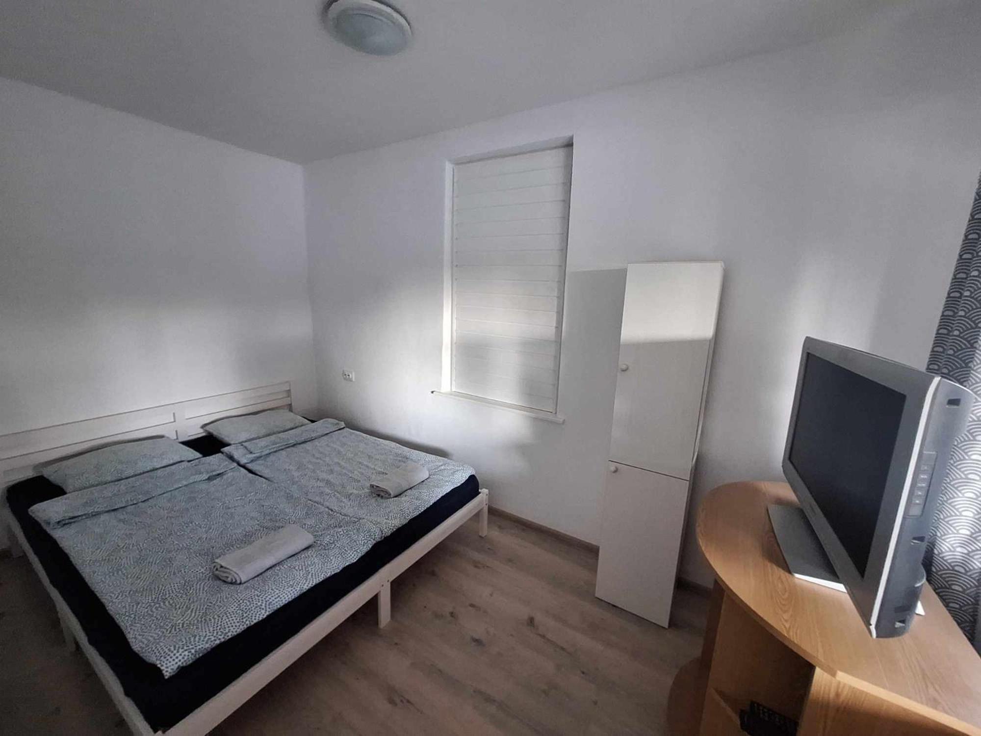 Sarga311 Ueduelohaz Szeged Villa Екстериор снимка